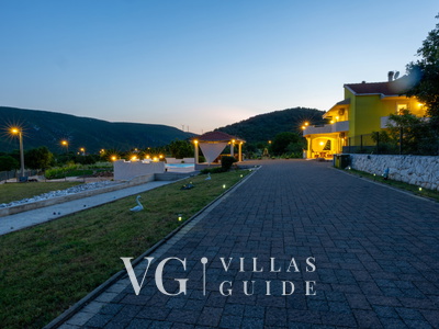 Holiday home Neda Giardino e esterni della proprietà