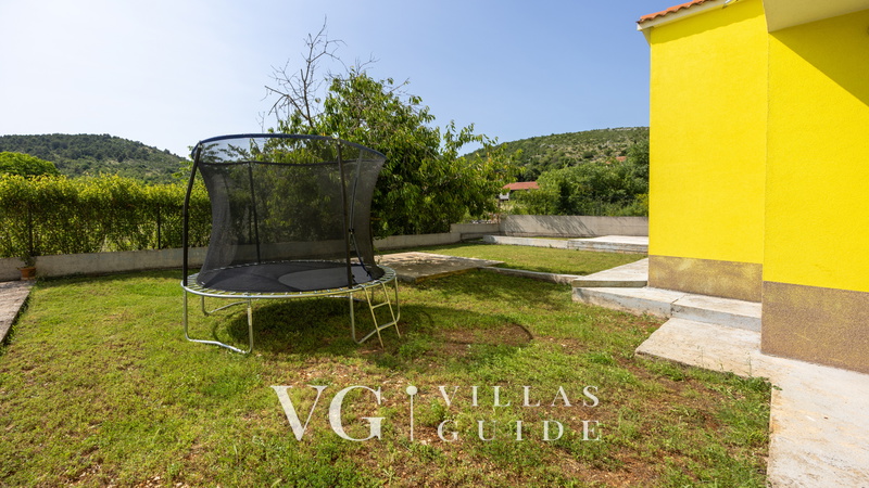 Holiday home Neda Giardino e esterni della proprietà