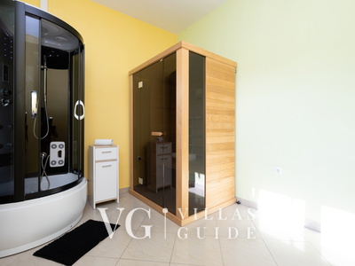 Holiday home Neda wellness