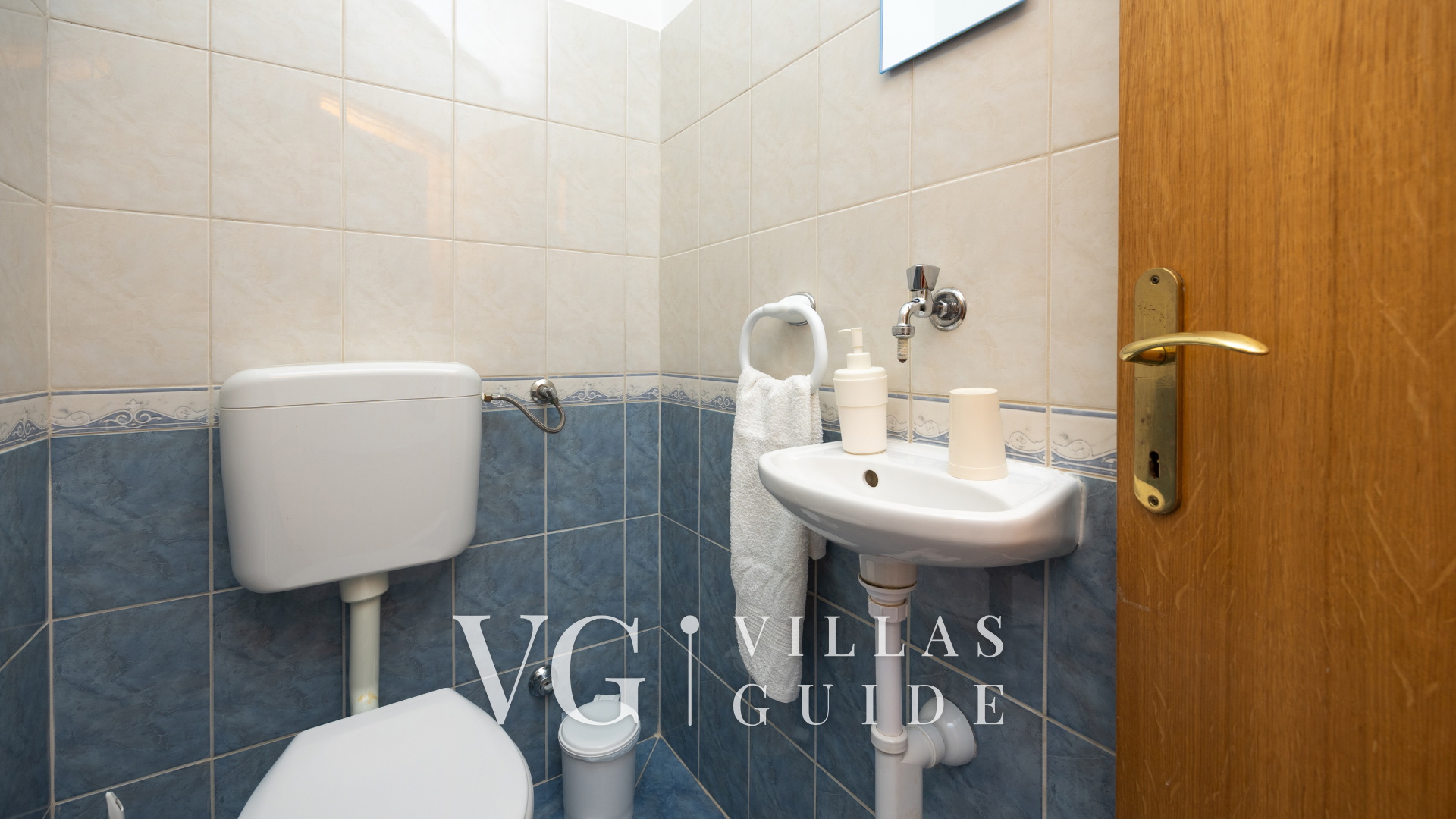 Holiday home Neda Gästetoilette