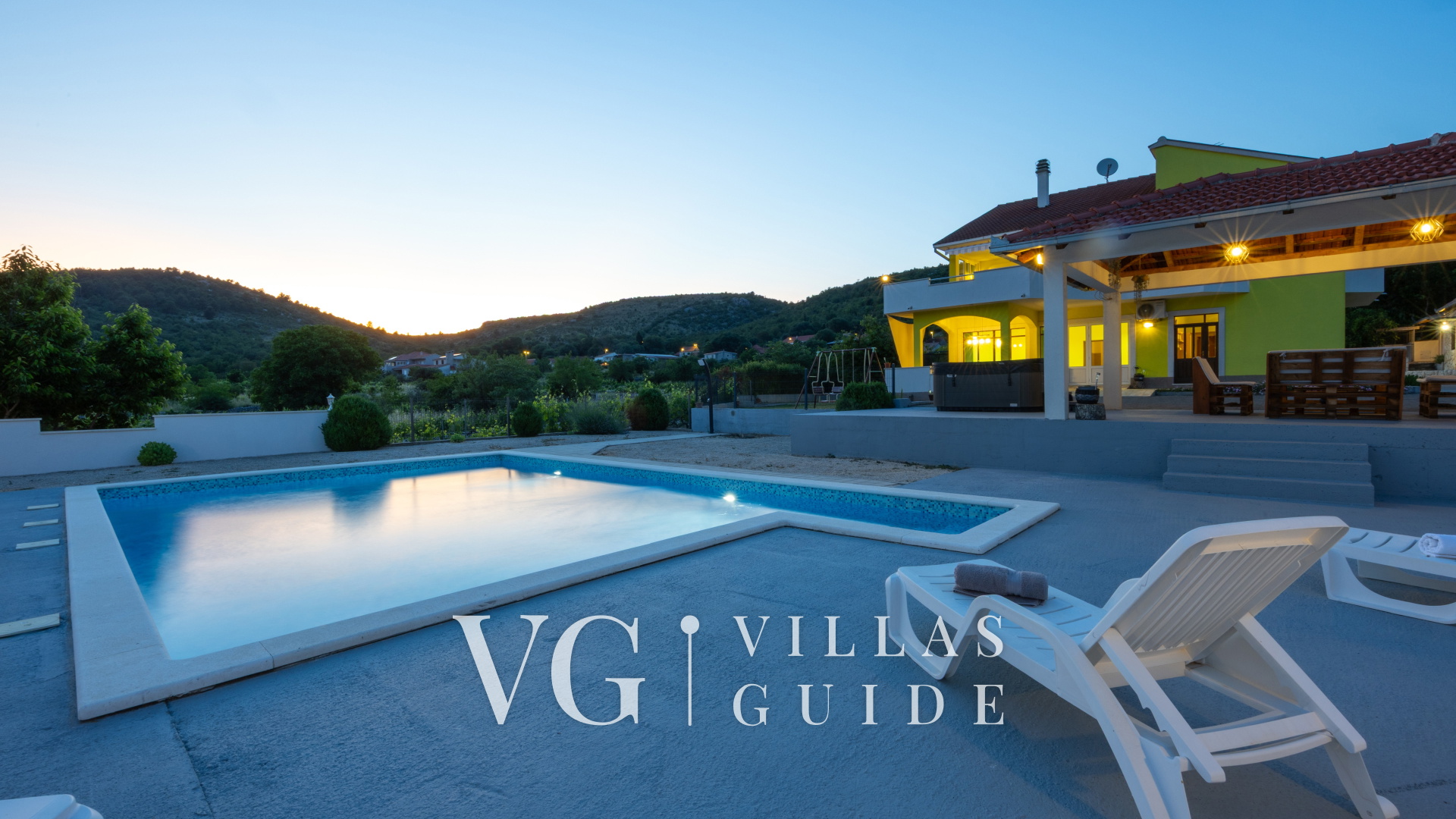 Holiday home Neda Garten und Außenbereich