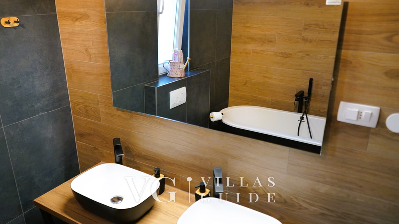 Villa Luminosa Badezimmer