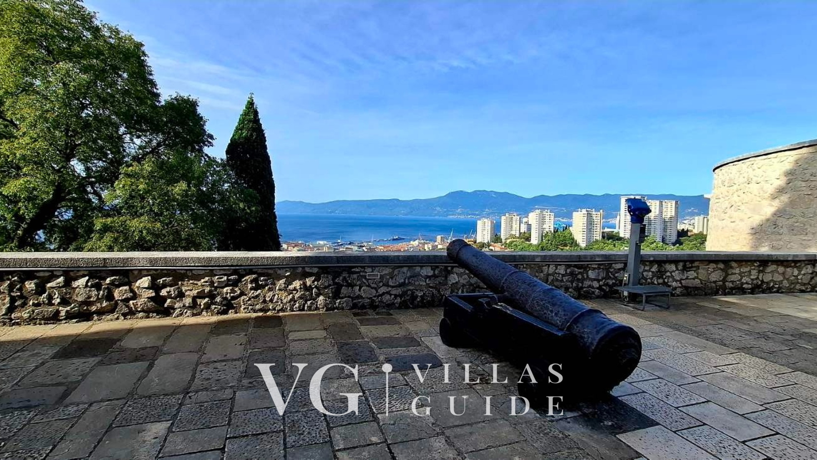 Villa Luminosa micro_location