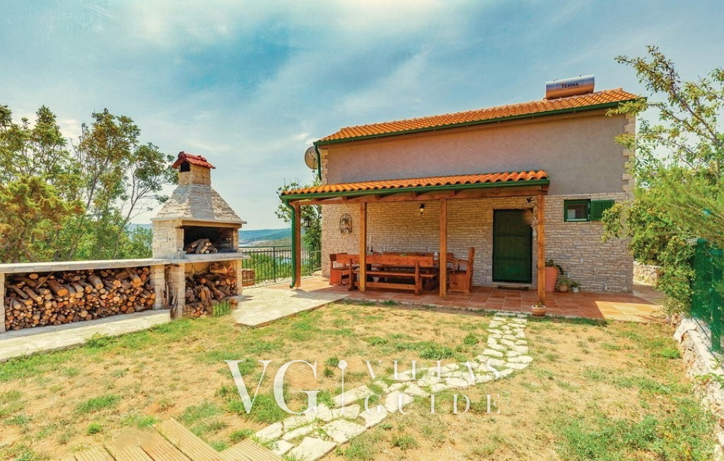 Villa Ruby beachfront