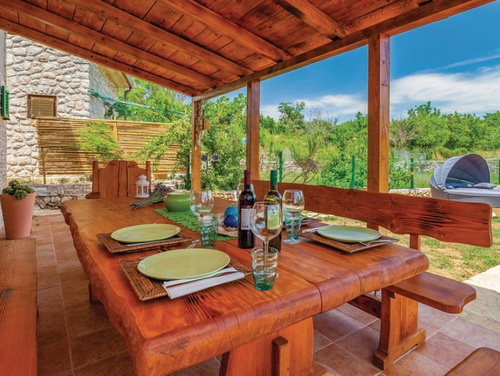 Villa Ruby beachfront