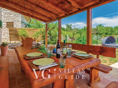 Villa Ruby beachfront