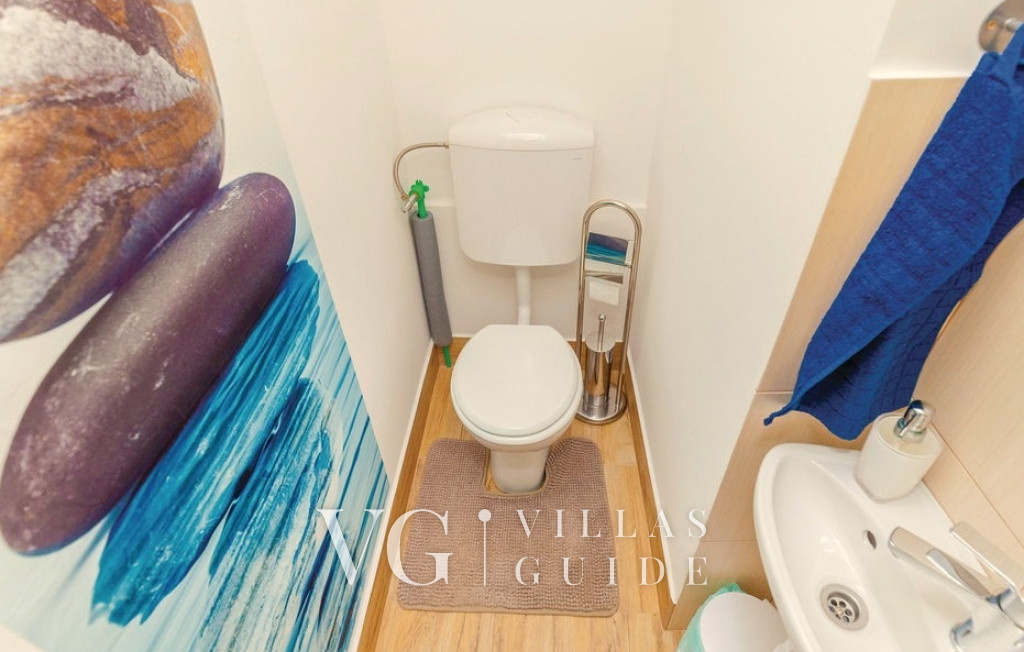 Villa Ruby beachfront WC za goste