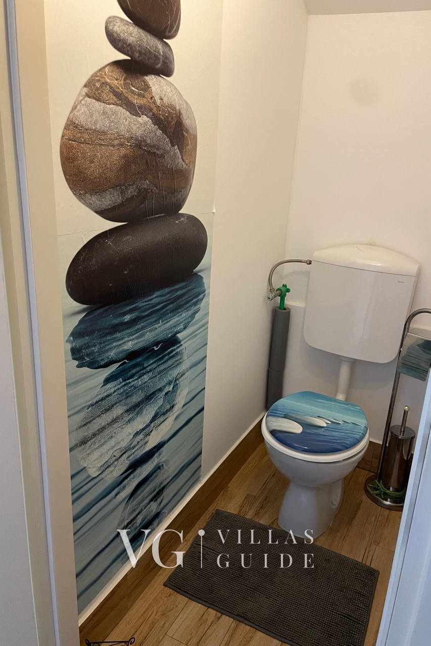 Villa Ruby beachfront WC za goste