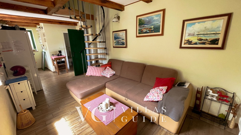 Villa Ruby beachfront