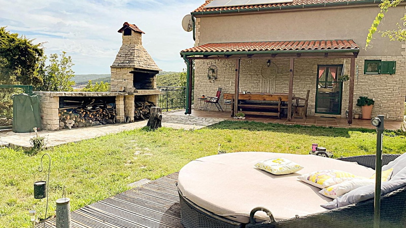 Villa Ruby beachfront