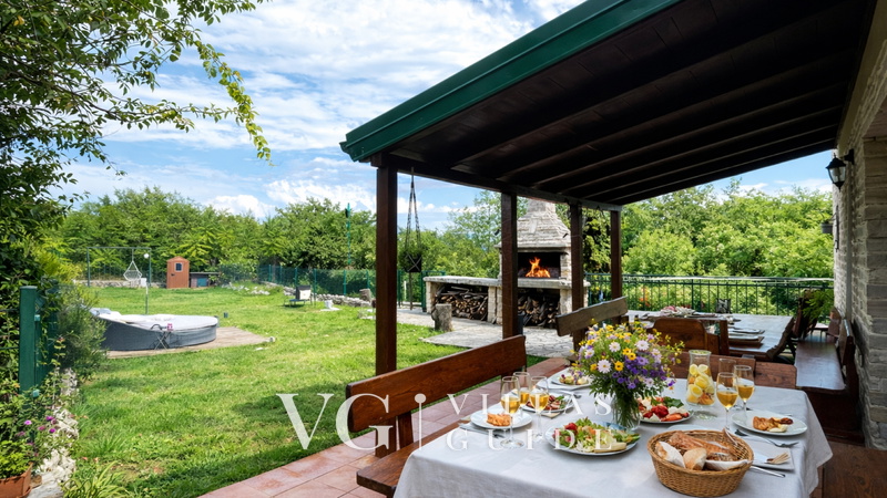 Villa Ruby beachfront