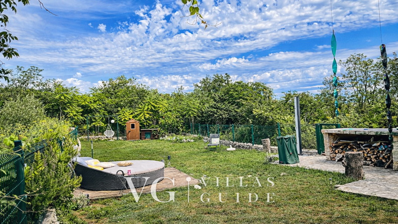 Villa Ruby beachfront