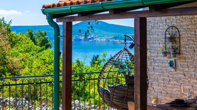 Villa Ruby beachfront