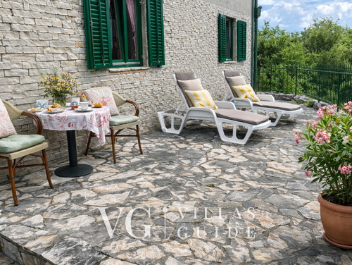 Villa Ruby beachfront