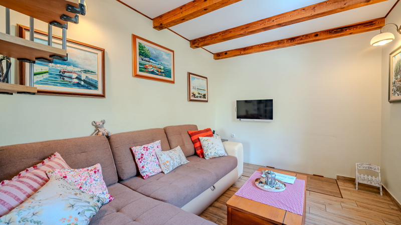 Villa Ruby beachfront