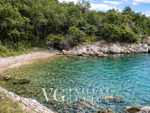 Villa Ruby beachfront