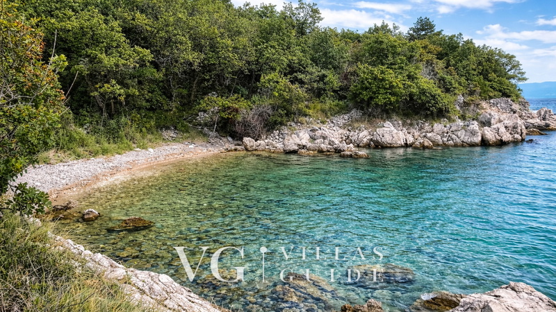 Villa Ruby beachfront