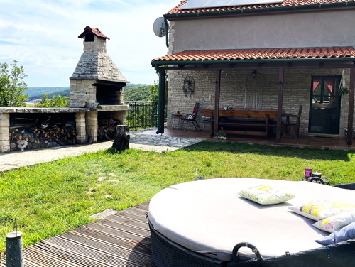 Villa Ruby beachfront