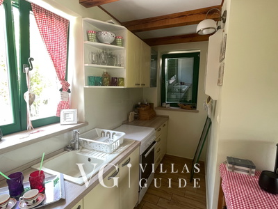 Villa Ruby beachfront Kuhinja