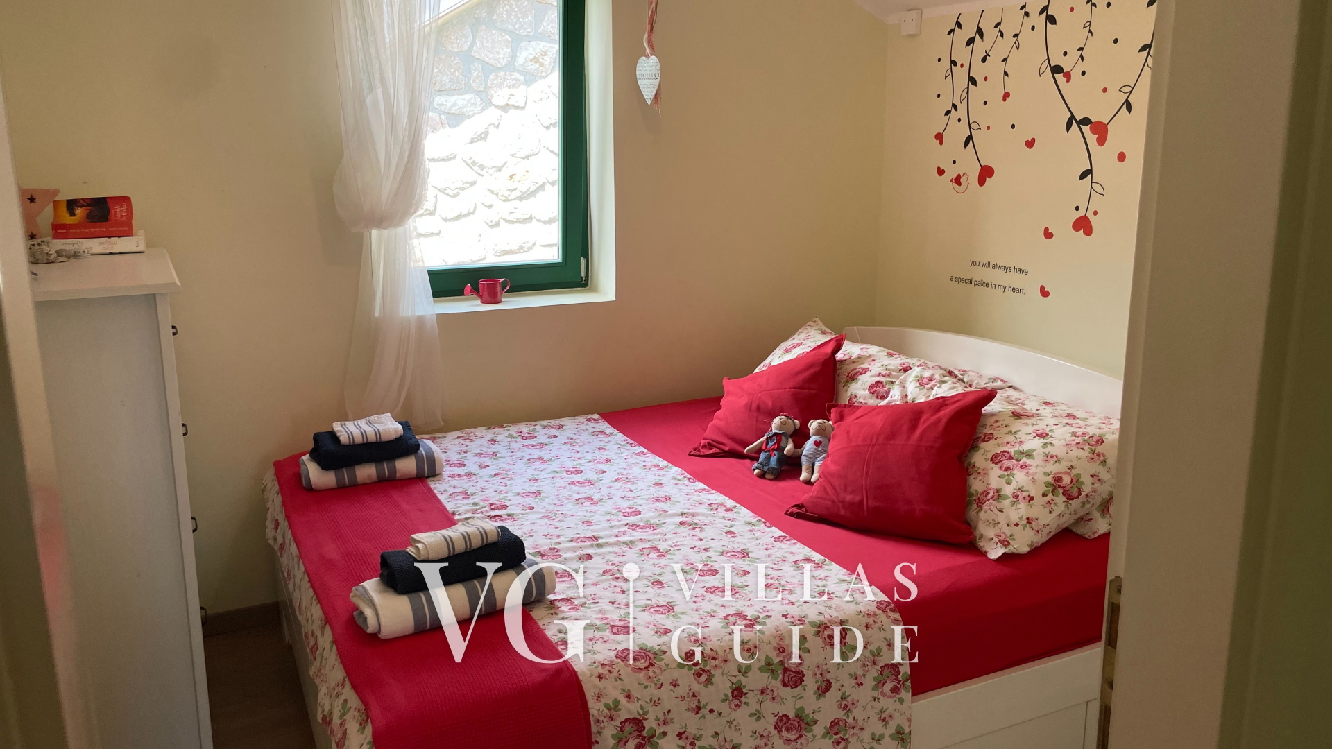 Villa Ruby beachfront