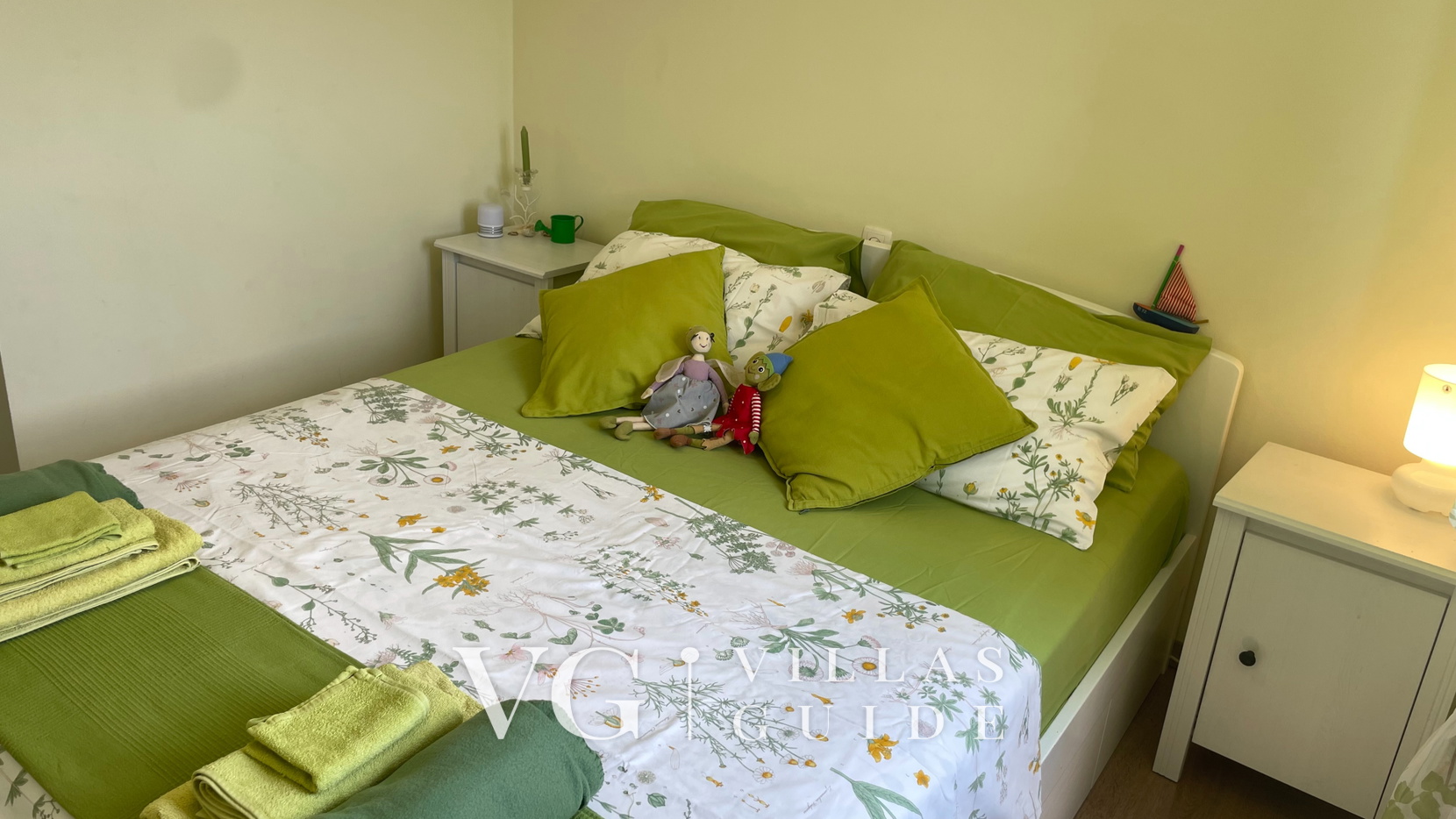 Villa Ruby beachfront Schlafzimmer