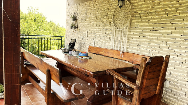 Villa Ruby beachfront