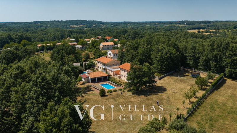Villa Roberta Microlocation