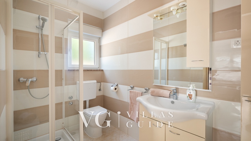 Villa Roberta Bathroom