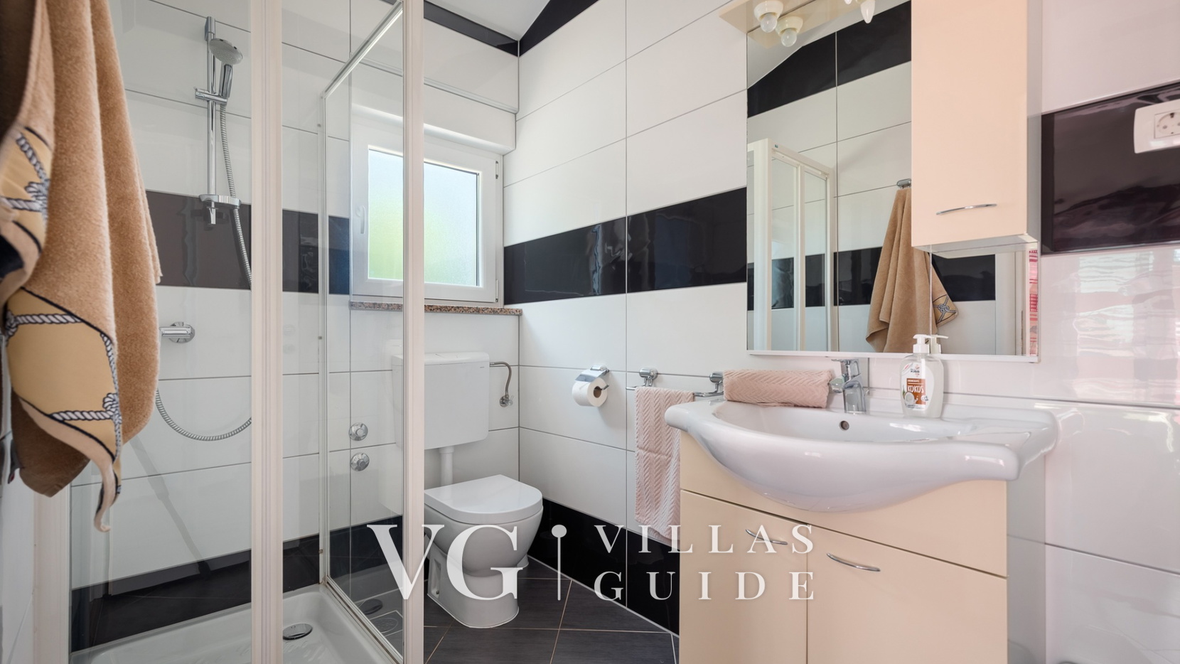 Villa Roberta Bathroom