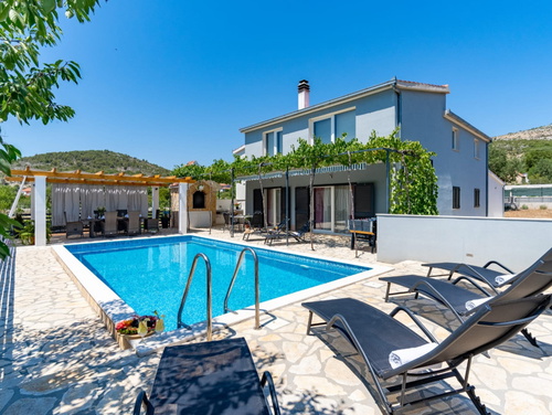 Holiday home Silvija