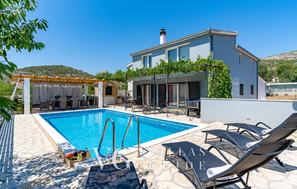 Holiday home Silvija