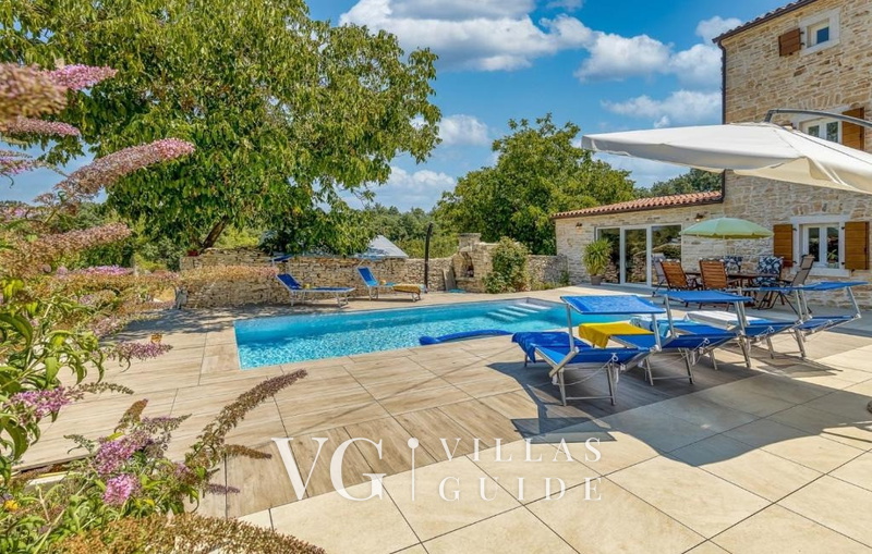 Villa Butterfly Bazen