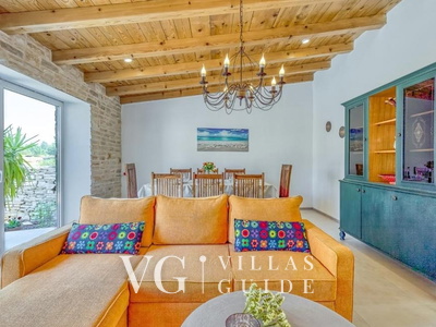 Villa Butterfly Living room