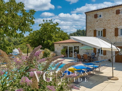 Villa Butterfly Garden and property exterior