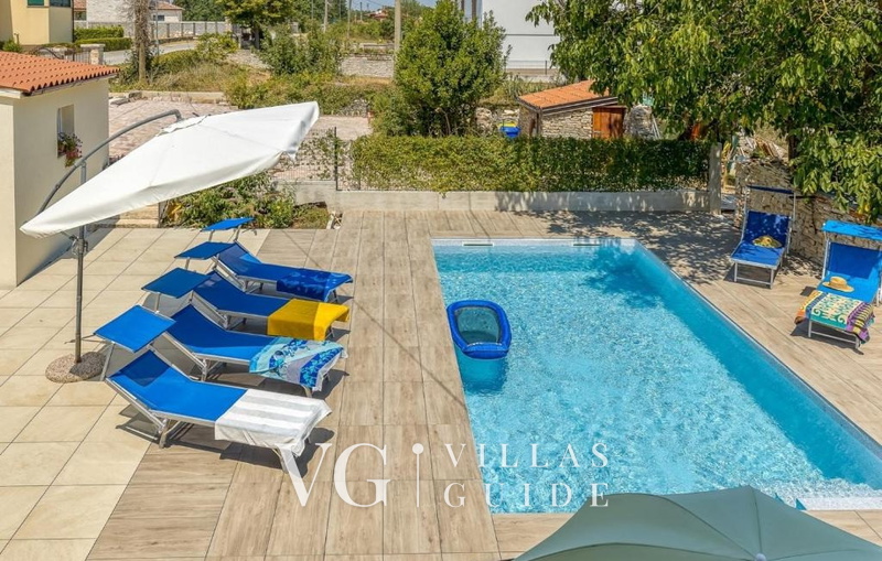 Villa Butterfly Bazen