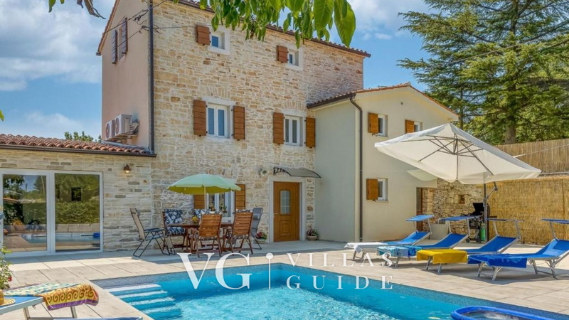 Villa Butterfly Pool