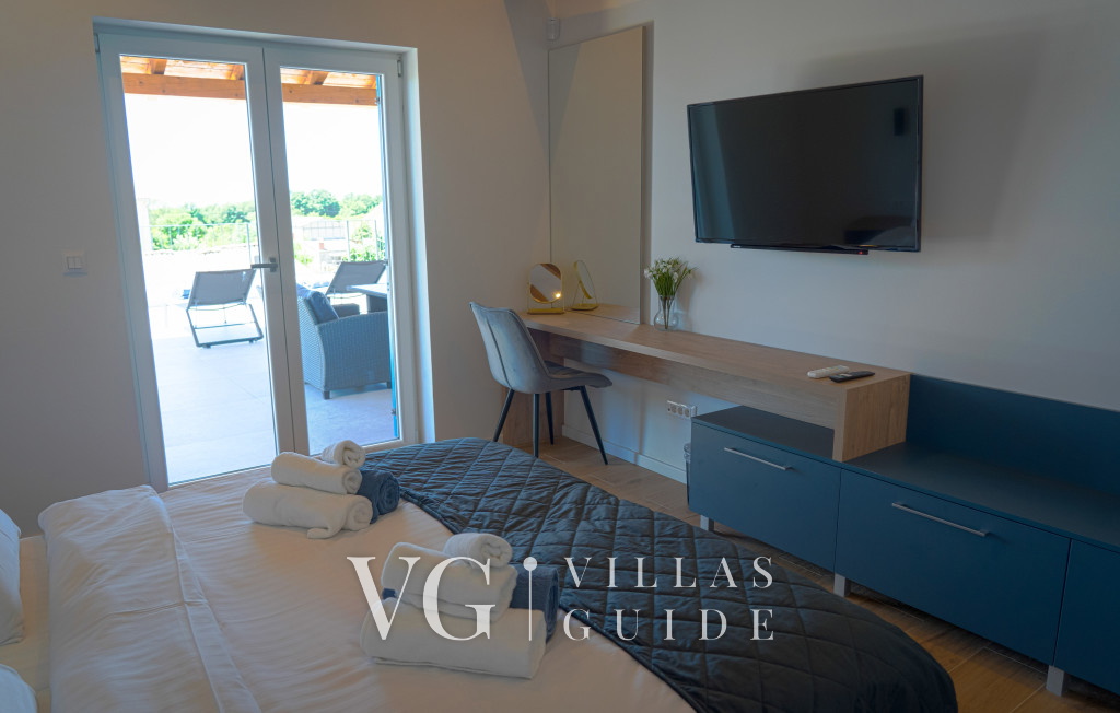 Villa Blue Moon Bedroom