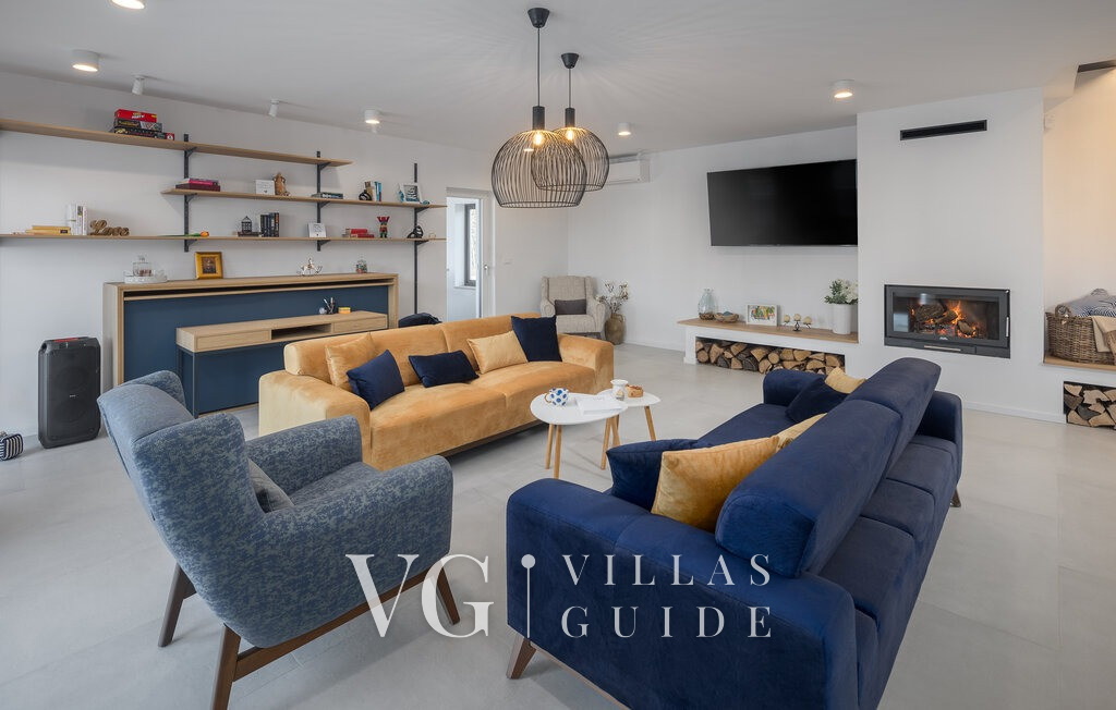 Villa Blue Moon Living room