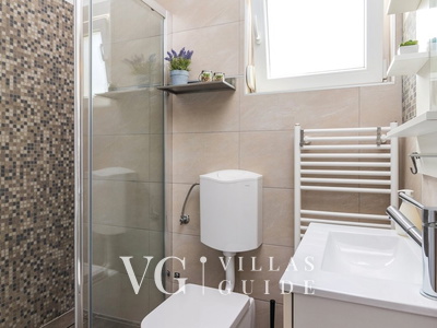 Villa La Vidas Bathroom