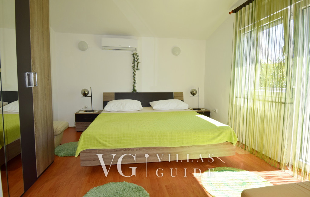 Apartman DOMI Camera da letto