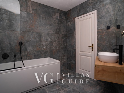 Villa Trojanović Badezimmer