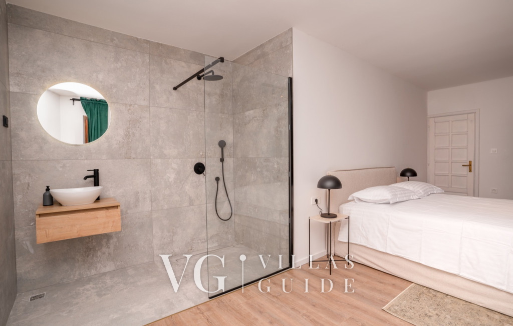 Villa Trojanović Badezimmer