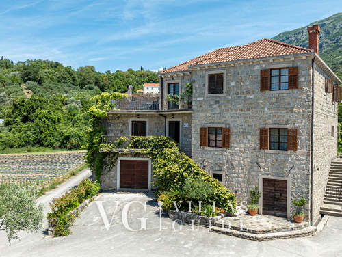 Villa Trojanović