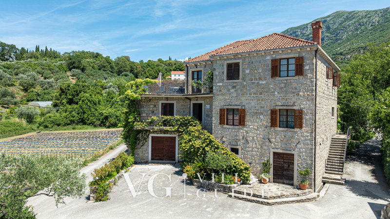 Villa Trojanović
