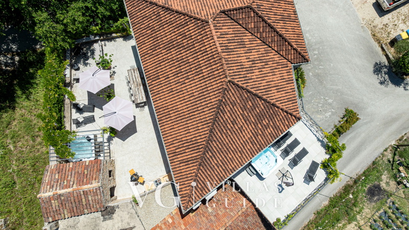 Villa Trojanović Dvorište i vanjski dio objekta