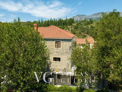 Villa Trojanović Garden and property exterior