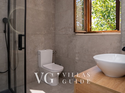 Villa Trojanović Bathroom