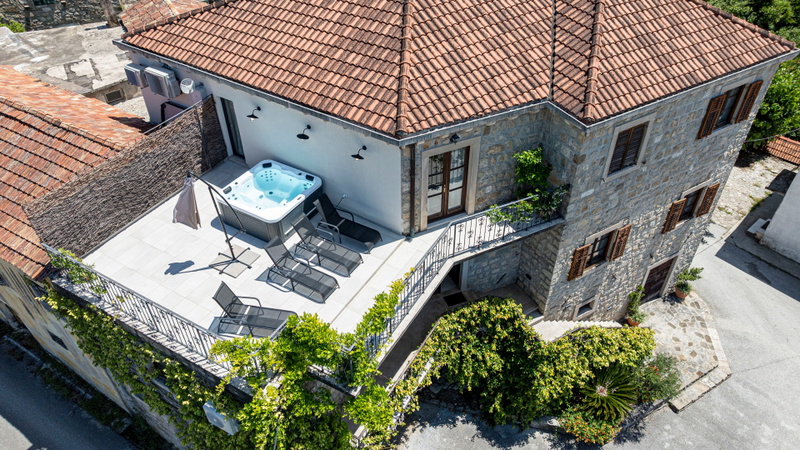 Villa Trojanović