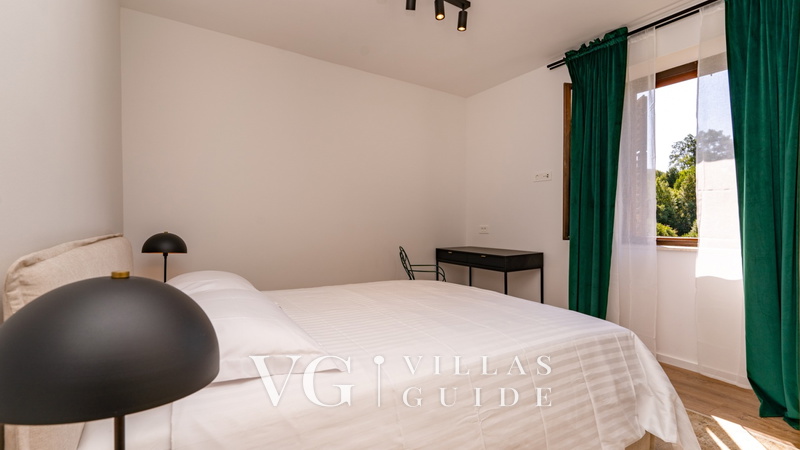 Villa Trojanović Schlafzimmer