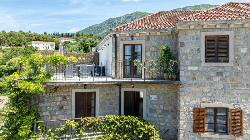 Villa Trojanović